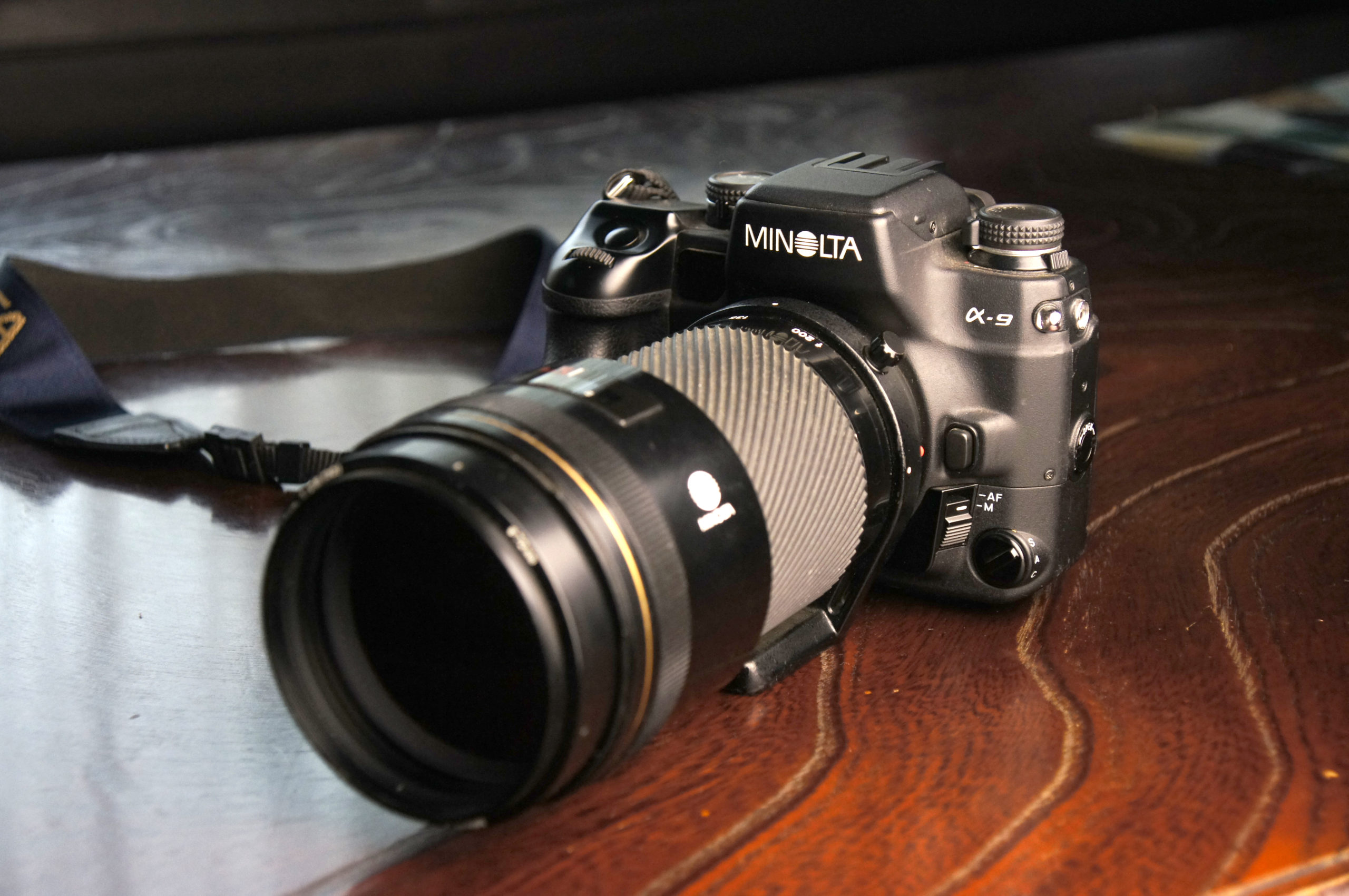 1年保証 ミノルタ α-9 レンズとストロボのセット - カメラ