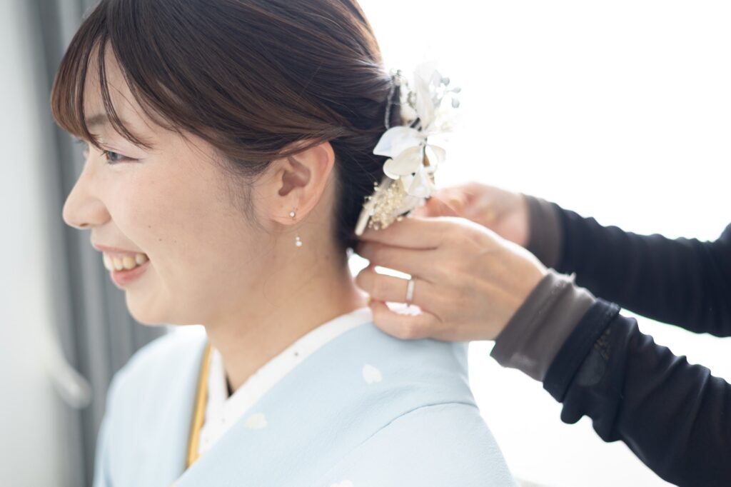 スタジオでのヘアセットの様子